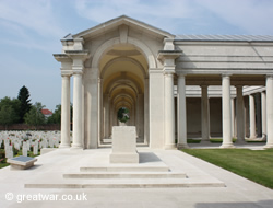 Faubourg d'Amiens Cemetery, Arras