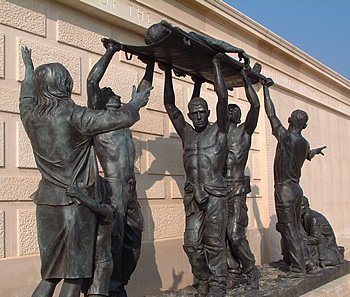 Statues at The Armed Forces Memorial.