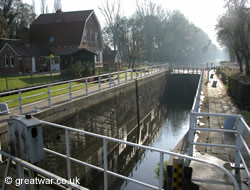 Het Sas lock near Boesinge.
