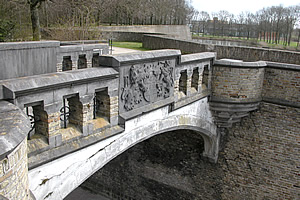 The walkway over the Lille Gate