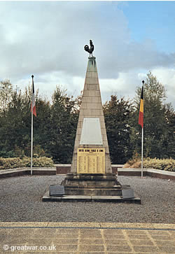 Memorial at the French ossuary at Mont-Kemmel (Kemmelberg).